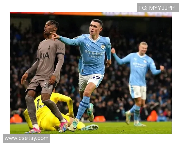 中超激战：多特蒙德大胜曼城五球引发争议判罚全场沸腾